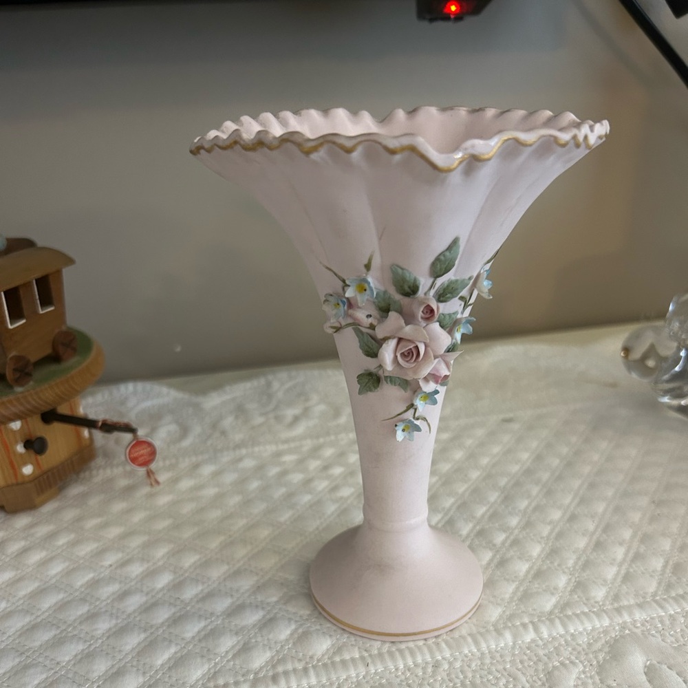 Lefton China Trumpet vase